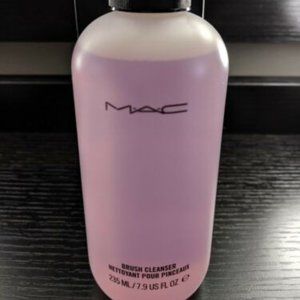 NIB MAC Cosmetics Brush Cleaner